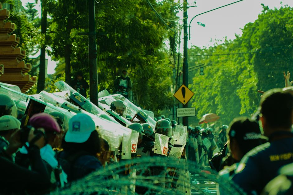 AI in National Defense, Public Security, and Geopolitical Conflicts